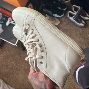 Gucci Men's Off-White High-Top Sneakers